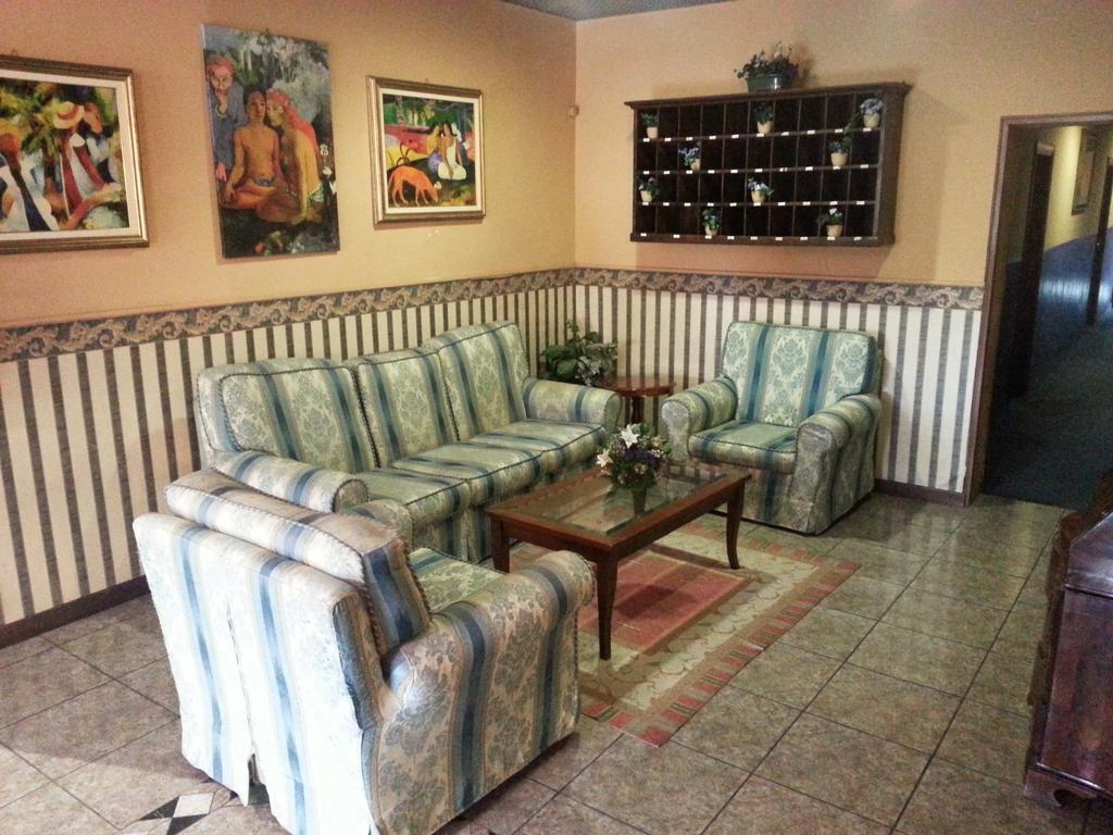 Hotel Emilia مودينا المظهر الخارجي الصورة