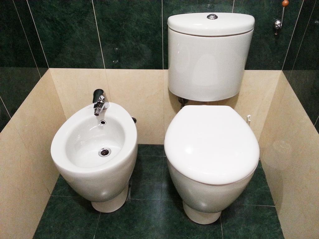Hotel Emilia مودينا الغرفة الصورة