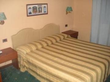 Hotel Emilia مودينا المظهر الخارجي الصورة